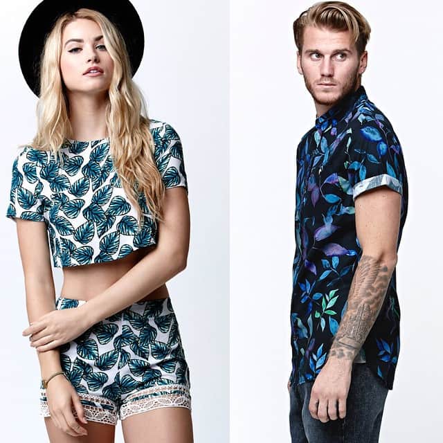 モダンアミューズメントのインスタグラム：「She and He. #ModernAmusement is now available in Men's and Women's, only @PacSun 🌊 #FollowTheCrow」