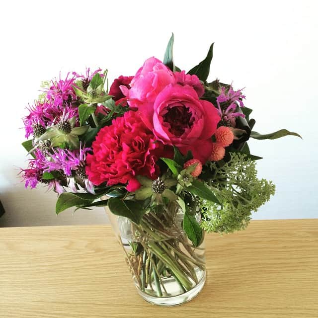 笛木優子のインスタグラム：「おはようございます！！😘💐✨ すっごい天気良いですね💕😊 昨日ミスチルの東京ドームライブ落選の知らせが来ました😭😭😭 今日も良い一日を👐🎀」