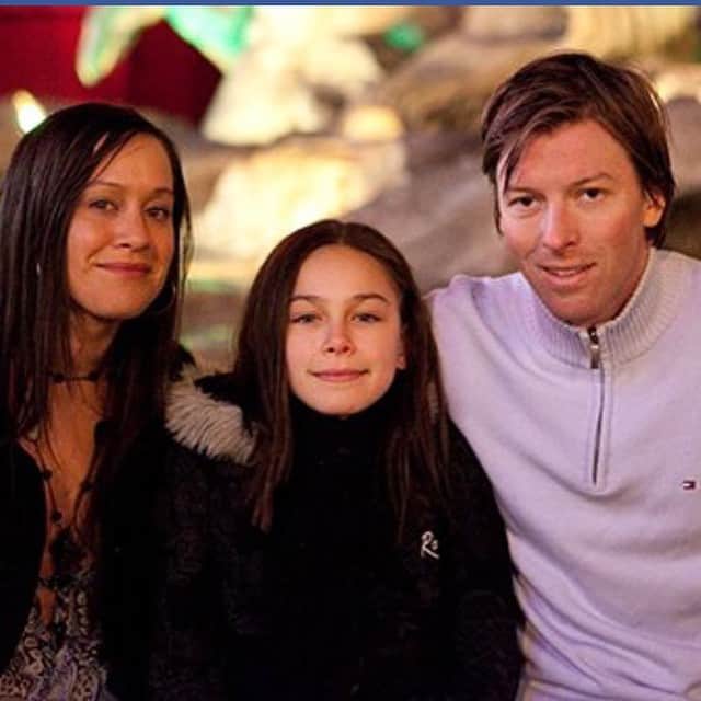 Katrina Francis Craineのインスタグラム：「It's not about me, it's about my family. My husband is so gorgeous, u hav 2 admit, our kids cute too 😉👌」