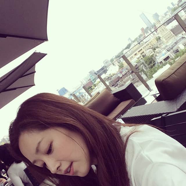 笛木優子のインスタグラム：「なでしこ〜！！決勝進出〜✌️👏💛 もう勝つしかなーい😁👍」