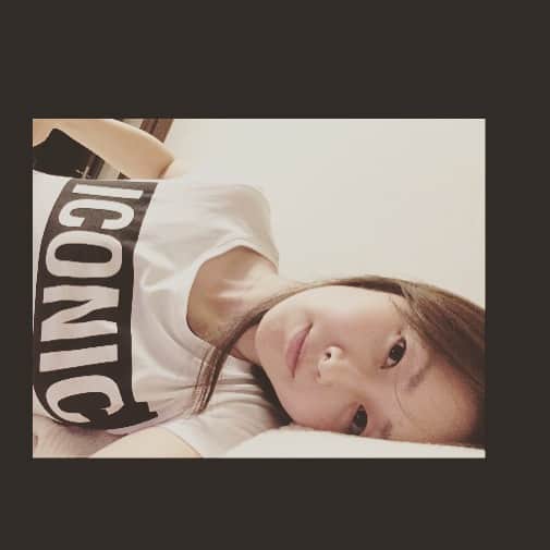 笛木優子のインスタグラム：「ICONIC ！！ おやすみ 잘자 👍😴」