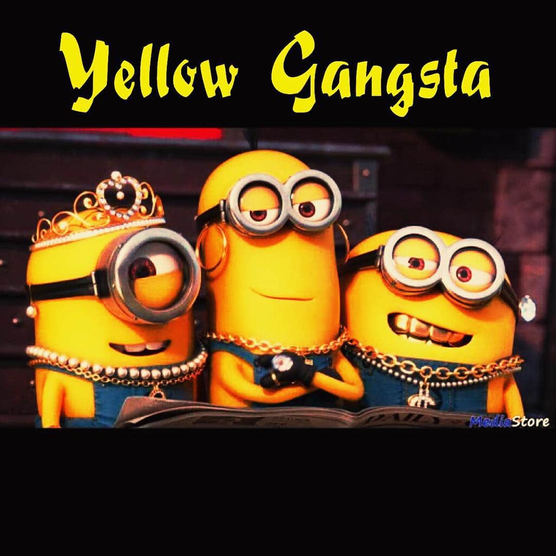 YUYAのインスタグラム：「💸💰💴💶💷💵💍👑✨💳#Minions#yellowgangsta」
