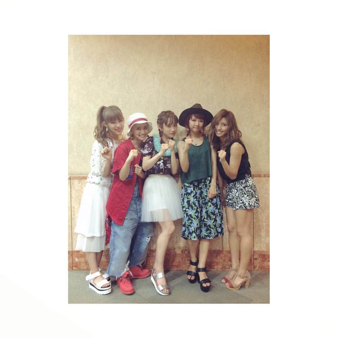 高橋愛さんのインスタグラム写真 - (高橋愛Instagram)「#UTAGE  ミテネ！！！ 写真はE-girlsのみんなと♡」8月3日 21時20分 - i_am_takahashi