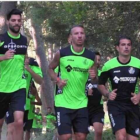 ヘタフェCFのインスタグラム：「Sesión de Running」