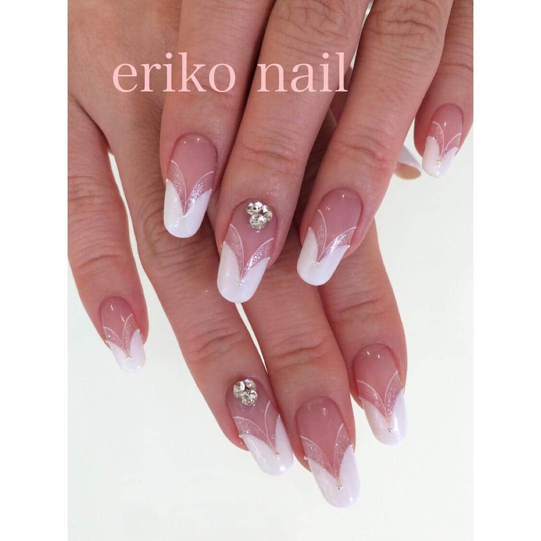 黒崎えり子さんのインスタグラム写真 黒崎えり子instagram ブライダルネイル Designed By Mari Miyahara Erikonail Nail ネイル ブライダルネイル Nailart Gelnail ネイルサロン エリコネイル ネイルデザイン ジェル ネイルアート 7月14日 22時分