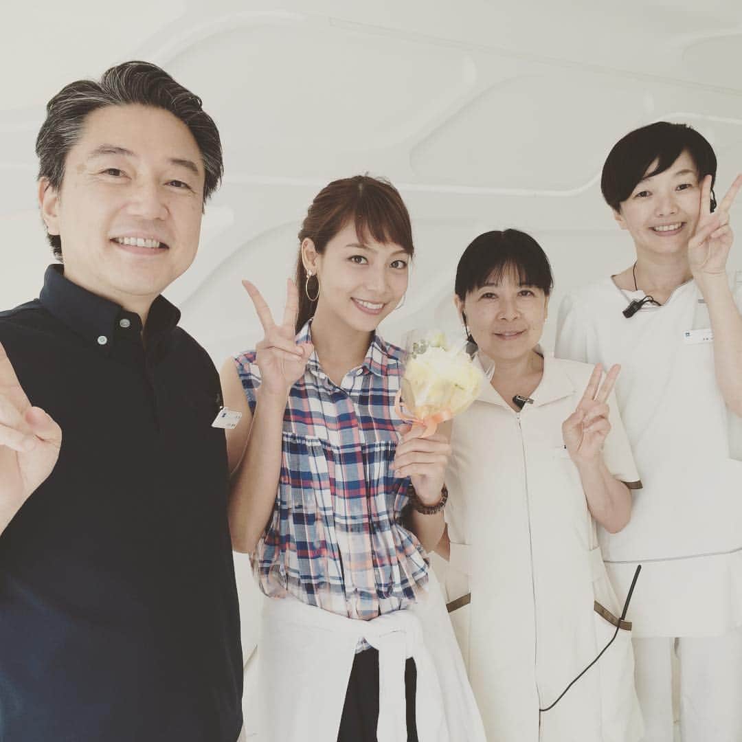 相武紗季のインスタグラム：「1年弱通った歯医者さん。 歯科矯正終わったー！！最速で治していただいて感謝感激😭❤️ まだ少しづつ調整してもらいながら綺麗な歯を目指します😆✨#神宮前矯正歯科#八重歯さよなら #とても嬉しい」