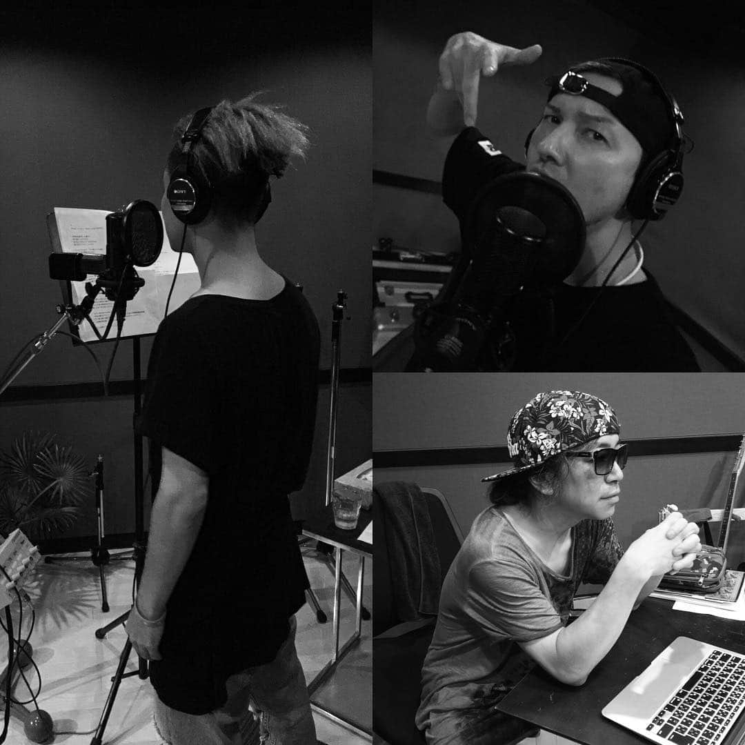 ISSA さんのインスタグラム写真 - (ISSA Instagram)「Studio work !  #ISSA  #KIMI #DAPUMP #mcAT  #RECORDING」7月16日 17時49分 - issa_hentona