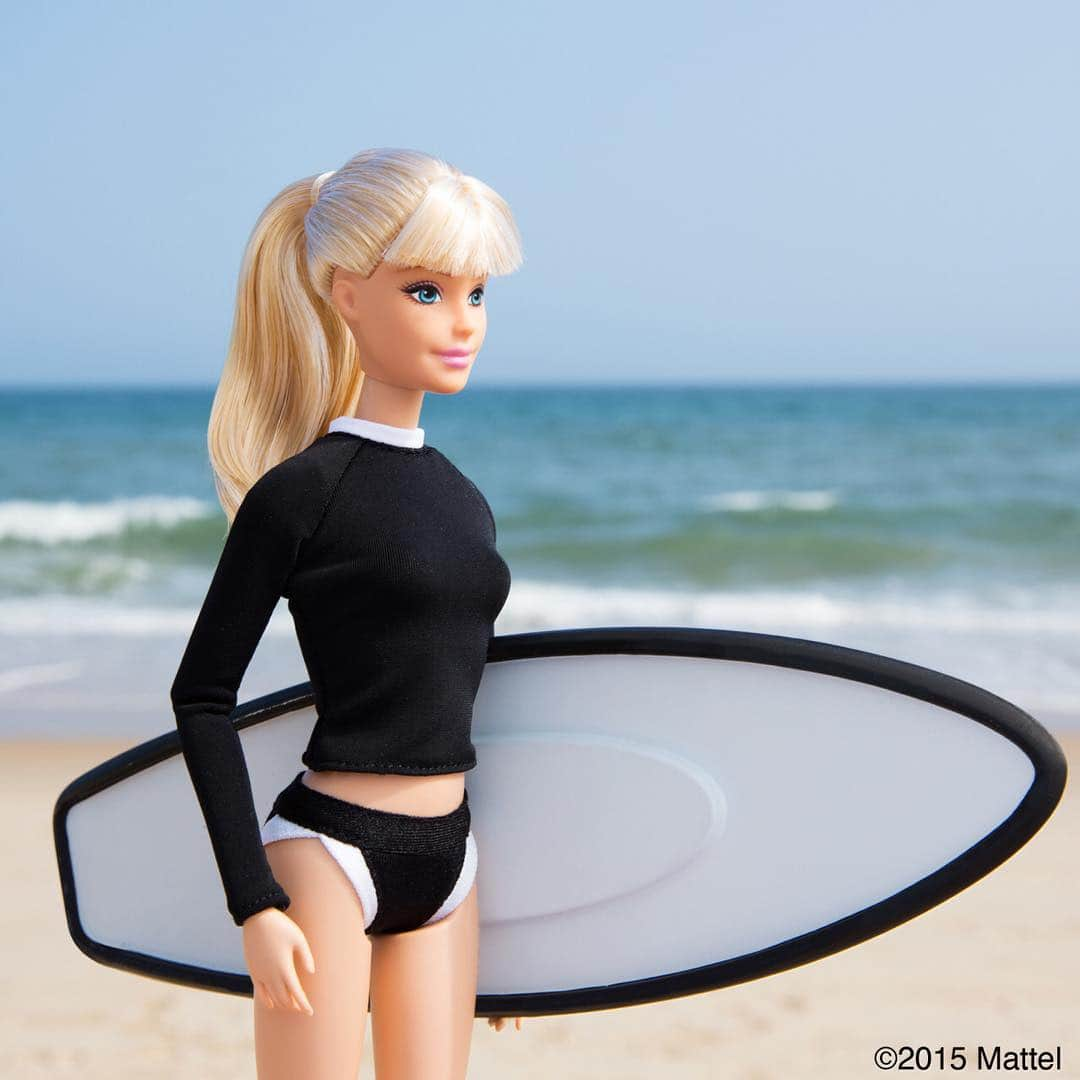 バービーさんのインスタグラム写真 - (バービーInstagram)「Surf’s up at Ditch! 🏄 #montauk #barbie #barbiestyle」7月21日 2時18分 - barbiestyle