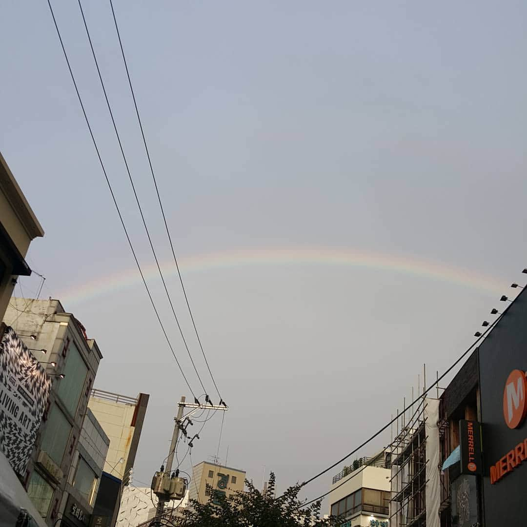 ソ・ジヘさんのインスタグラム写真 - (ソ・ジヘInstagram)「#rainbow  #좋은일만가득하길 ♡♡♡♡♡」7月22日 18時55分 - jihye8024