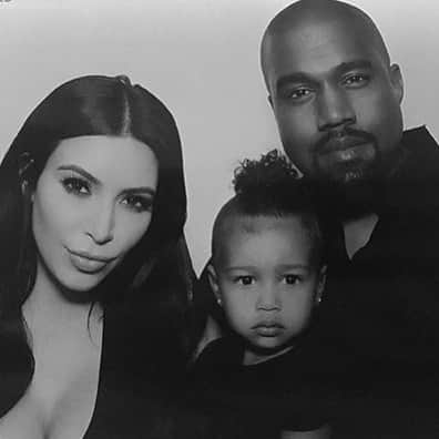カニエ・ウェストのインスタグラム：「family first. @iamkimwest」
