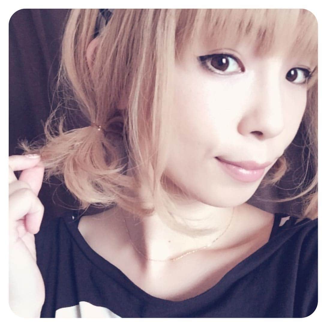 こしじまとしこのインスタグラム：「ふたつむすび＼(^o^)／🍙🍙」