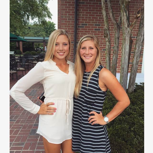 Sierra Brooksのインスタグラム：「Partner in Crime round ✌ #GOEAST」