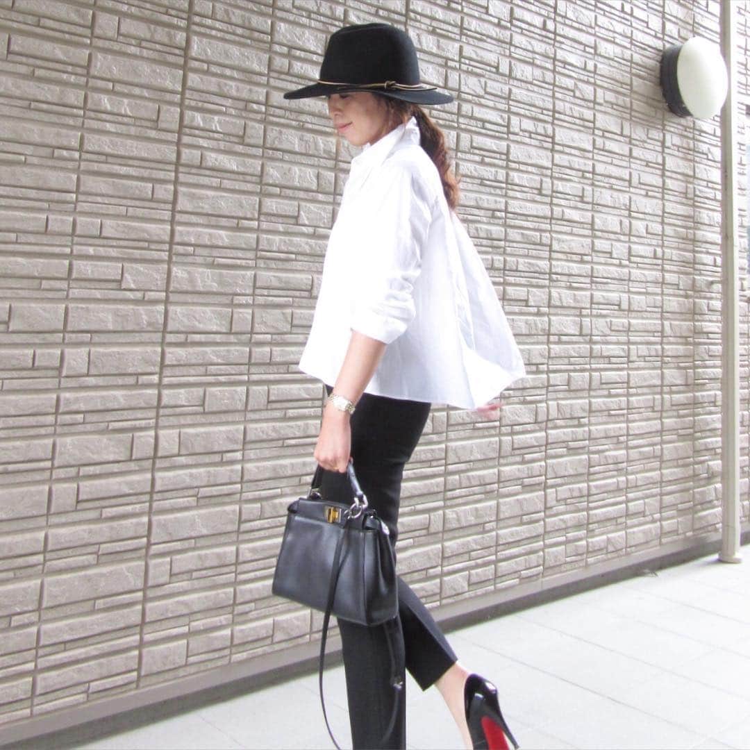 bemiのインスタグラム：「今日は、先日購入したハットを主役にcoordinate❤︎ #fashion#coordinate」