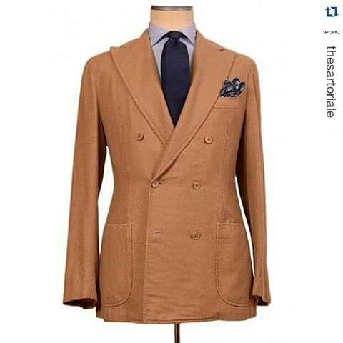 サルトリアパルテノペアのインスタグラム：「Repost @thesartoriale  New arrivals with #sartoriapartenopea #italiandesign #manswear #modauomo #madeintaly #naples #man #sumisura #handmades #suit #fashion #charming #jacket #casual #chic #dandy #madeinnapoli #Gentlemen #instaman #uomo #mensfashion #instasartori #modauomo #art #style」