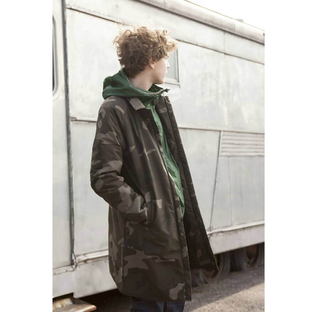 ハイランド パークさんのインスタグラム写真 - (ハイランド パークInstagram)「2015A/W 「TRAVELER」  #highlandpark #ハイランドパーク #15aw #traveler #ステンカラーコート #ブレスサーモ」8月28日 16時42分 - highland_park_japan