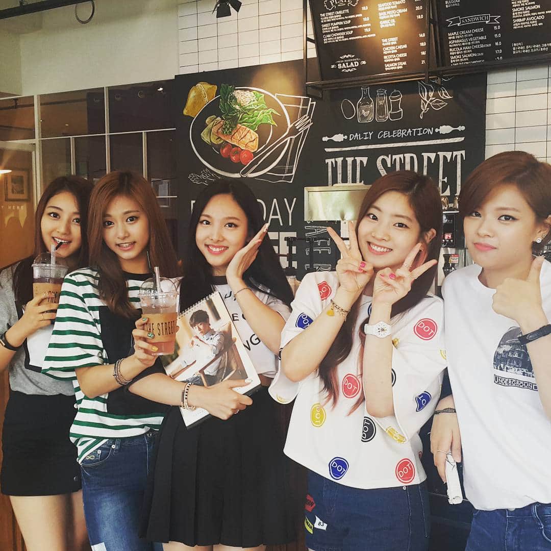TWICEのインスタグラム