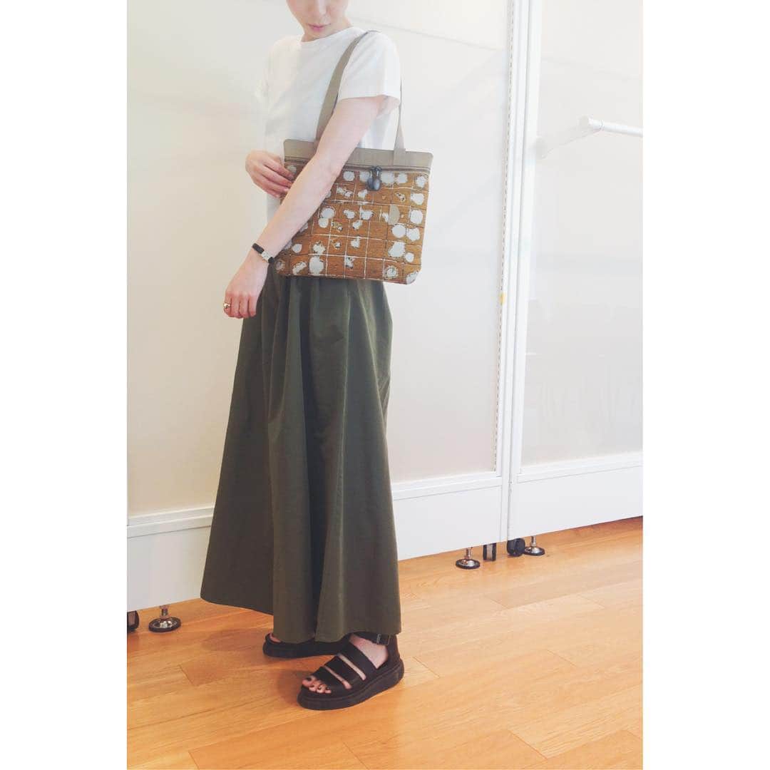 ヒロコハヤシさんのインスタグラム写真 - (ヒロコハヤシInstagram)「△▼△▼△▼△ 2015AW Collection 〈SONATA〉shoulder bag  #hirokohayashi#sonata#shoulder#bag#new#arrival#fashion#follow#ヒロコハヤシ#ソナタ#ショルダーバッグ#新作#コーディネート」8月7日 17時40分 - hiroko_hayashi_official