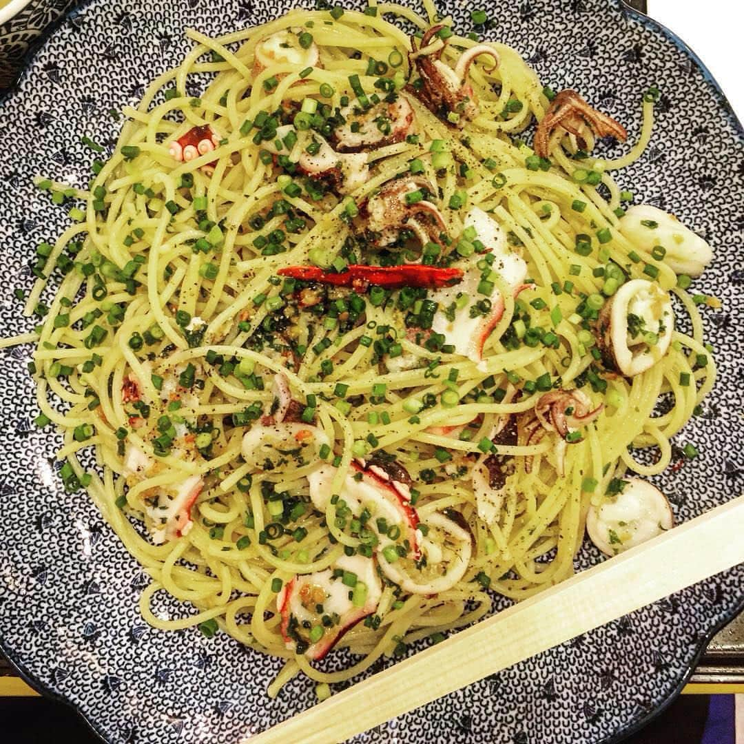 Washoku (和食) Japanese Foodさんのインスタグラム写真 - (Washoku (和食) Japanese FoodInstagram)「Photo by @thisisxvr : Eating pasta: Great. Eating with chopsticks: Great. Eating pasta with chopsticks:  very weird #naporitan#yoshoku #japanesestyle#xaviergoestojapan  #xaviereatsjapan#Japan #japantrip  Location: Yomenya Goemon in Shibuya」8月10日 15時00分 - washoku_japanesefood