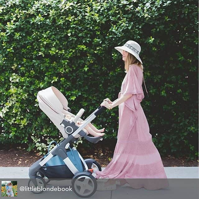 Stokke Japanさんのインスタグラム写真 - (Stokke JapanInstagram)「気持ち良い#緑の中 を、#子ども と#二人きり で歩く。#ゆったり と、そして#柔らかい #気持ち になれる、#至福の時間 。  #ストッケ #クルージ #ベビーカー #ig_baby Photo from @littleblondebook」8月11日 12時01分 - stokkejapan