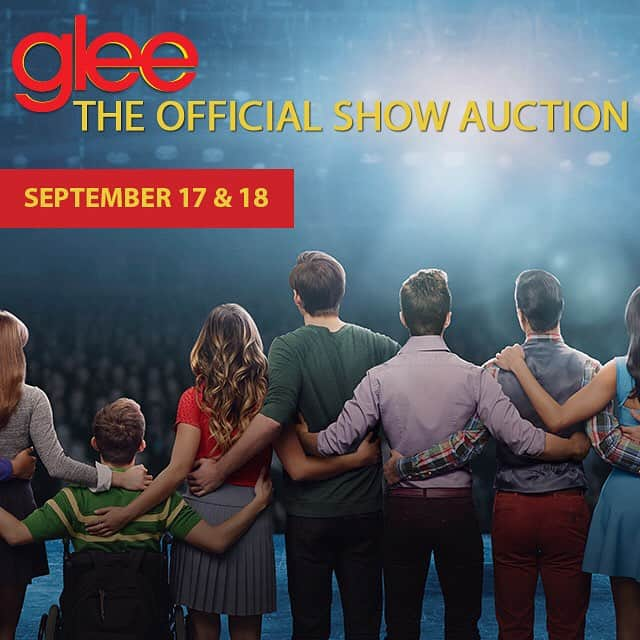 さんのインスタグラム写真 - (Instagram)「The Official #Glee Show Auction September 17 & 18! Come vote on your favorite cast props and costumes: http://GLEEtheauction.com/vote」8月12日 9時38分 - gleeofficial