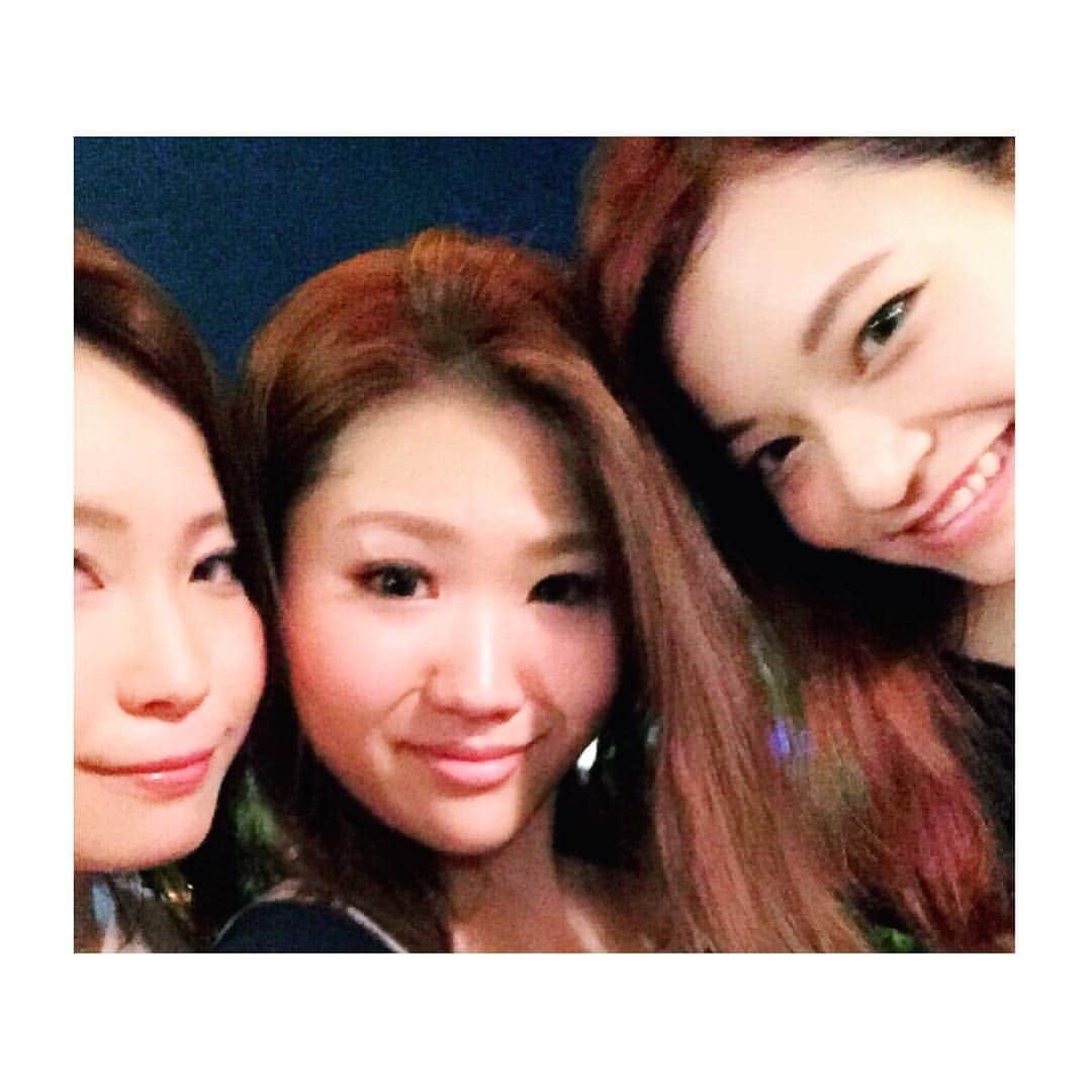 橋田昌実のインスタグラム：「今年も集まれてよかった🙏🏻💓 みさきの口の悪さとゆいやんの奇妙な笑い声と3人の空気感はなにも変わらず安定しておりました😏💓 ありがとね、また来年👩🏻👩🏻👩🏻💓 #阿波踊り #お酒に呑まれる私達」