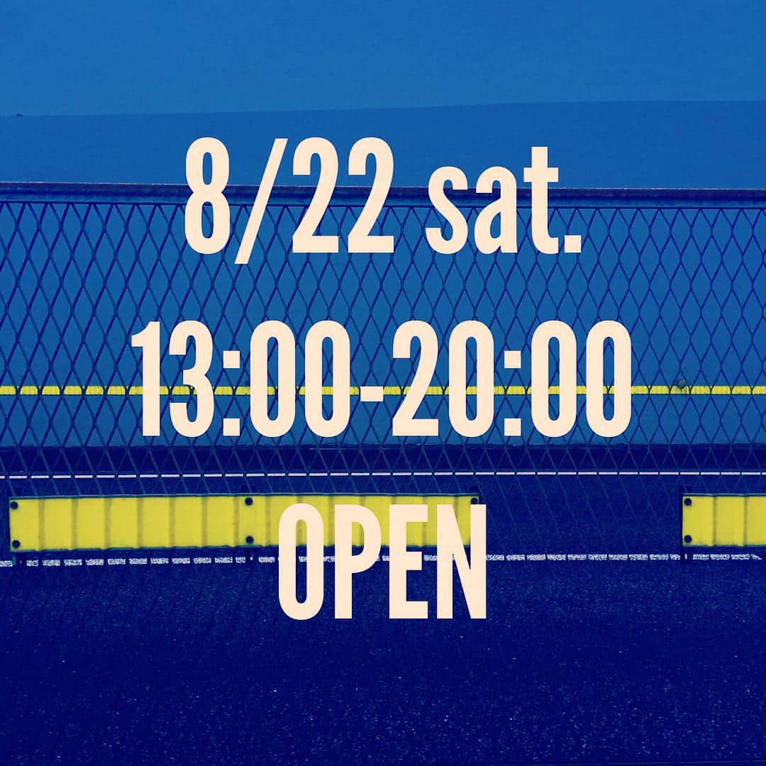 ファブリック バイ カズイのインスタグラム：「8／22土曜日 13:00-20:00で営業しております。 外は久しぶりの夏日ですが、地下室涼しくしてお待ちしております。  お時間ありましたら是非お立ち寄りください。  #phablicbasement #phablicbykazui #conseptshop #町田 #vintage #selectshop」