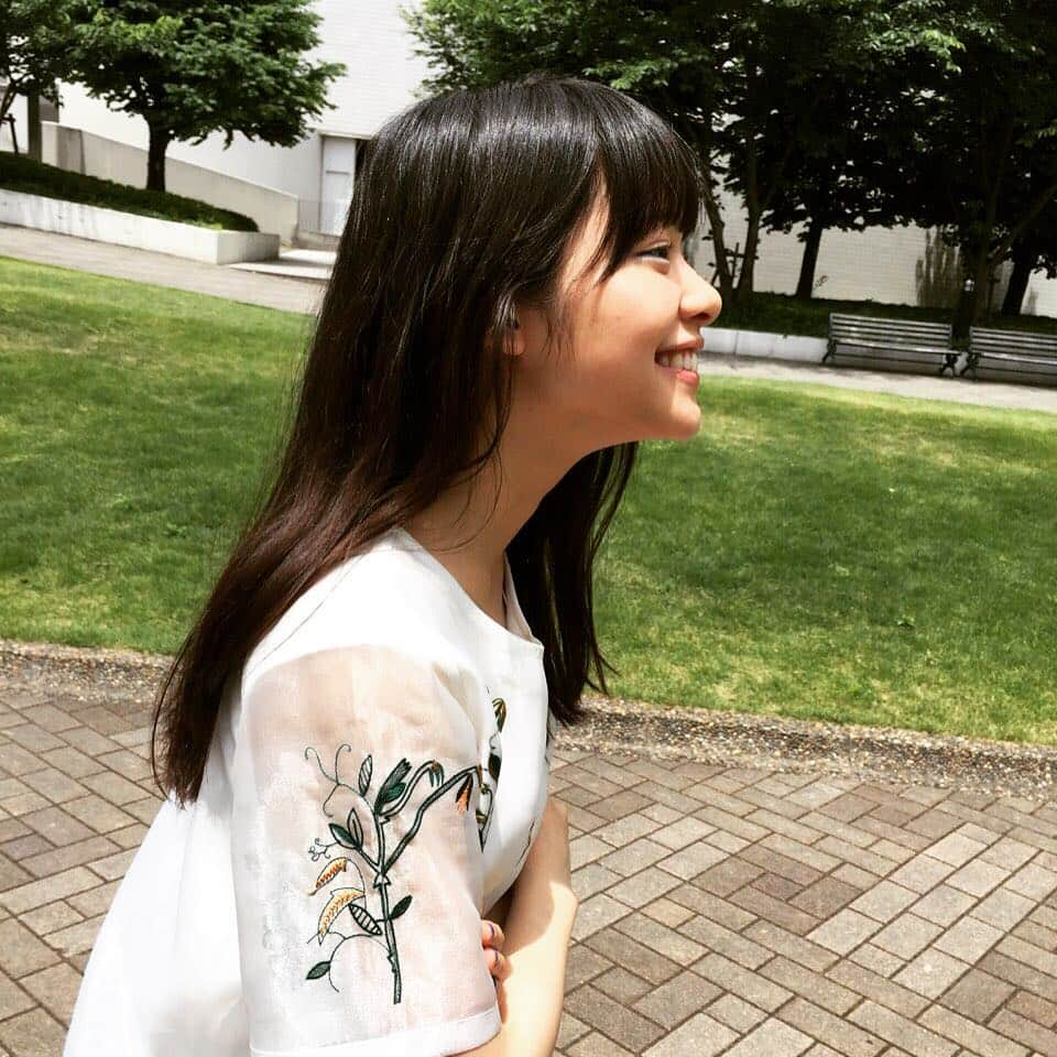 岸井ゆきのさんのインスタグラム写真 - (岸井ゆきのInstagram)「前のめりだった初夏（🐢装苑のときの）」9月23日 22時24分 - yukino_kishii