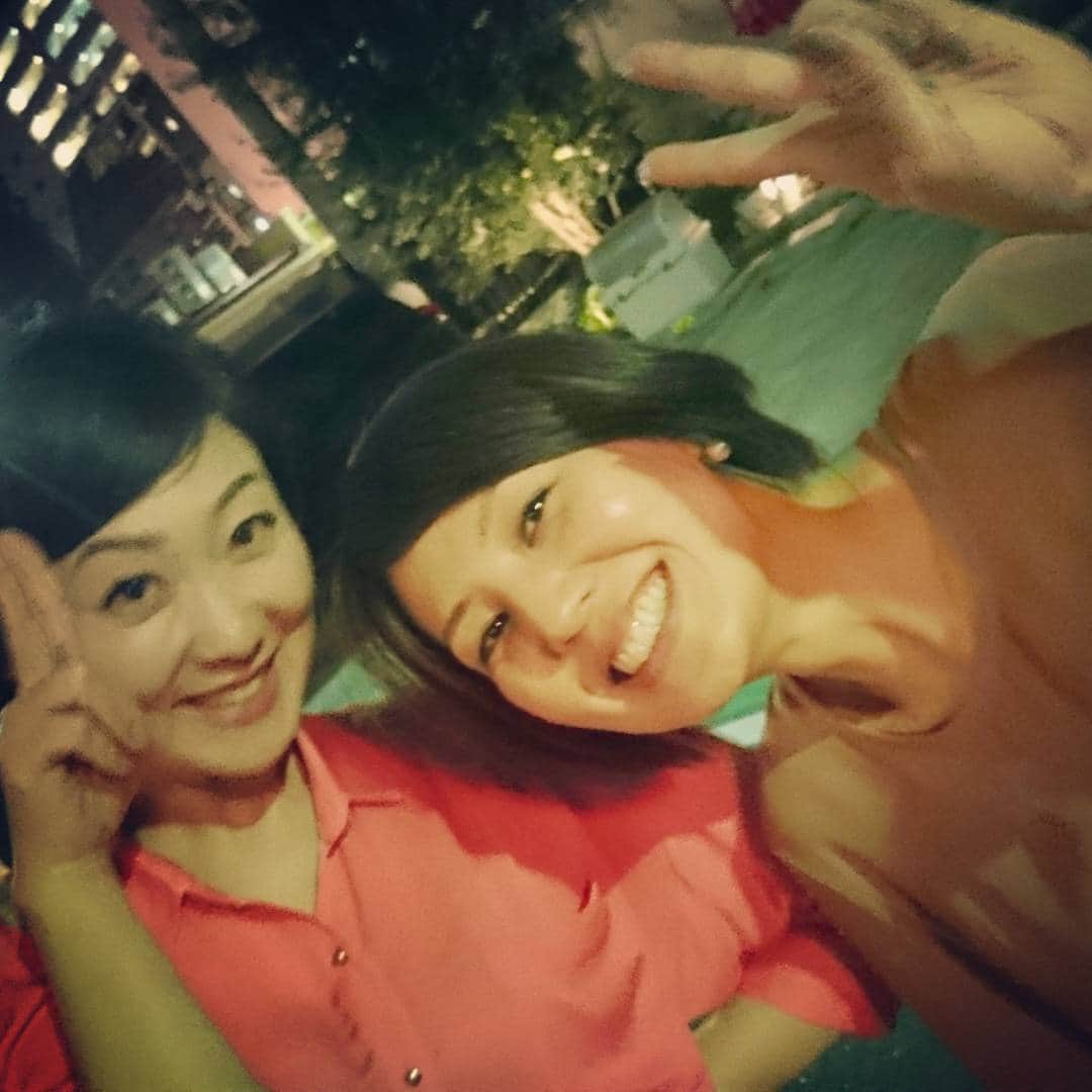 池尻和佳子のインスタグラム：「大好きな先輩、岡ちゃん来福～🌹 あぁー💓先輩がずっと、福岡にいてくれたらなぁ～なんて・・・ちょっと、甘えたくなった夜なのでした🌃✨」