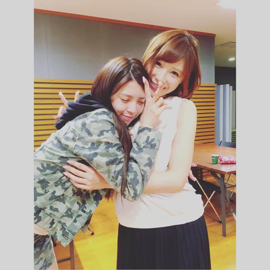 坂口杏里のインスタグラム：「さんま御殿SPの収録でした！ 写真はてじーと❤️❤️ 日テレのエレベーターでね、相武紗季さんにお会いしたの😭😭😭😭 めちゃくちゃかわいいやばい😭って言ったらね いつもテレビで拝見しています💓ってゆってくれたの😭😭😭😭震えた…」
