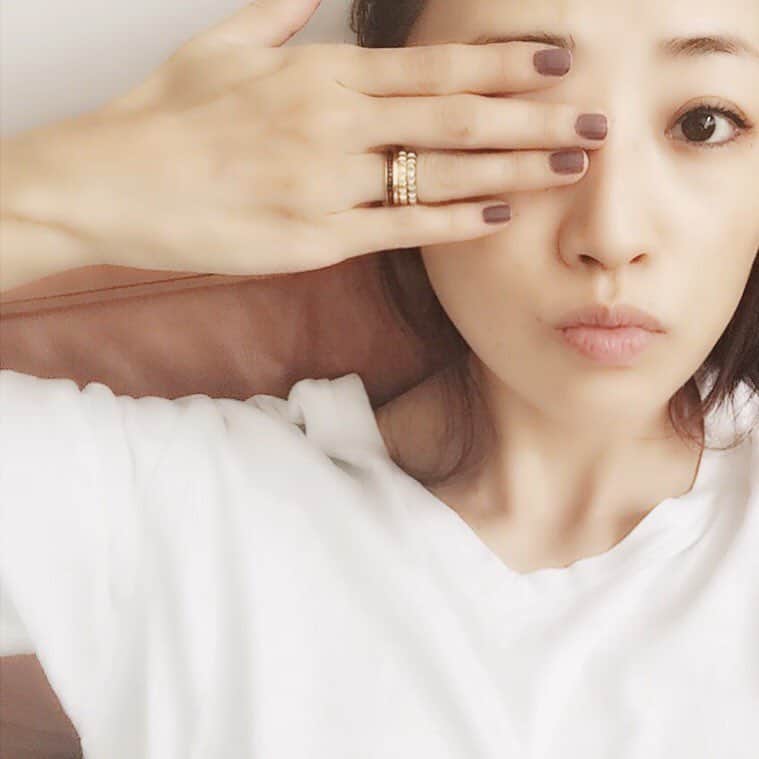 神崎恵さんのインスタグラム写真 - (神崎恵Instagram)「昨日のネイルはアディクションのミストレス☆ #アディクション」9月2日 11時46分 - megumi_kanzaki