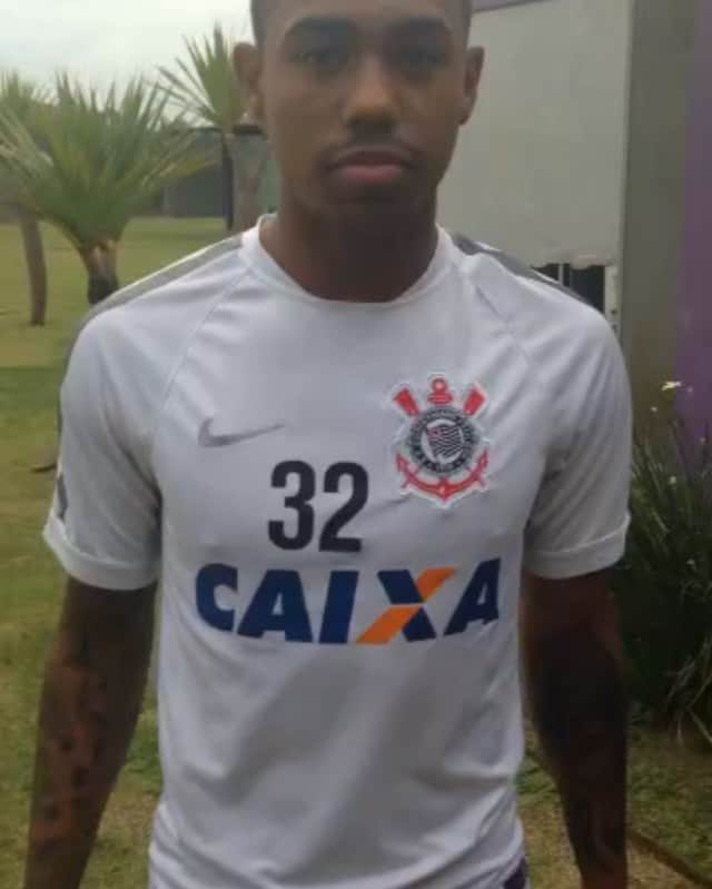 マウコム・フィリペ・シウヴァ・デ・オリヴェイラのインスタグラム：「#vaicorinthians #NovoMantoDoTimao !」