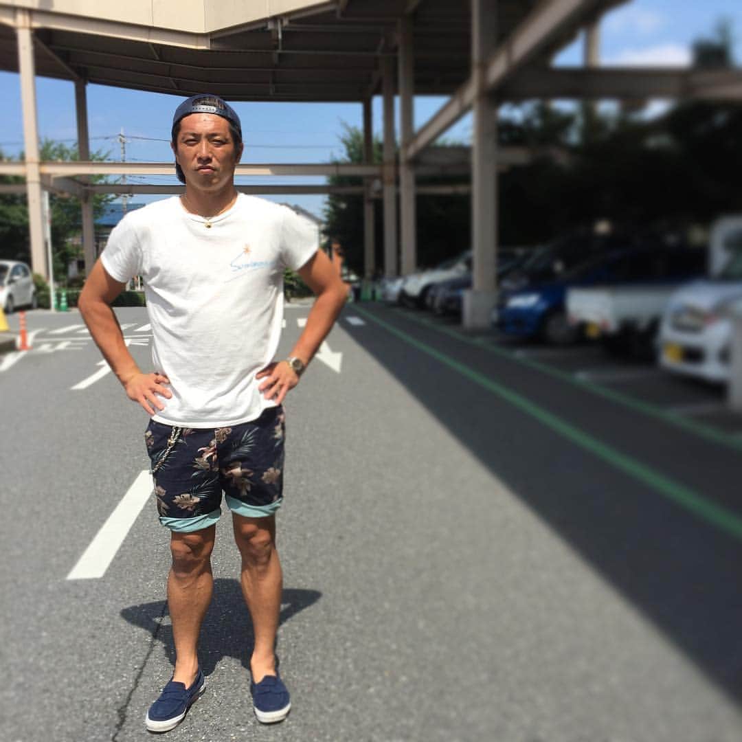 のインスタグラム：「今年最後の半袖短パンかな、、、。 残暑も楽しもうね！！ #sunriseone #半袖短パン #残暑 #ザンショザンショ」
