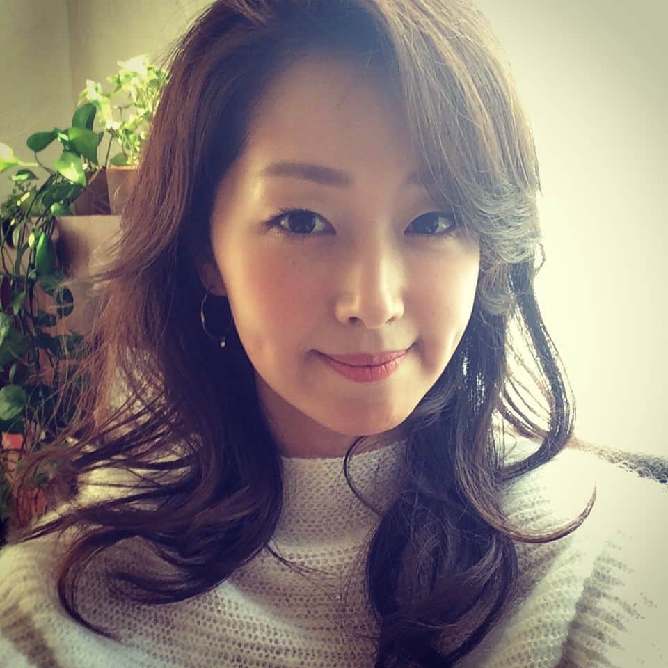 笛木優子のインスタグラム：「明日 21時よりテレビ朝日 ドラマスペシャル 名探偵キャサリン  ぜひ見て下さ〜い🎀👍😊」