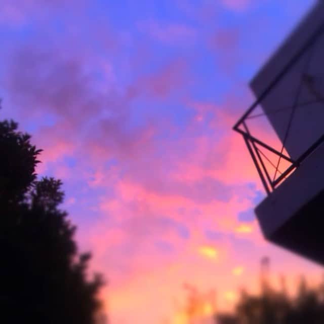 みづなれいのインスタグラム：「タイムラプスで撮った夕焼け。 #タイムラプス」