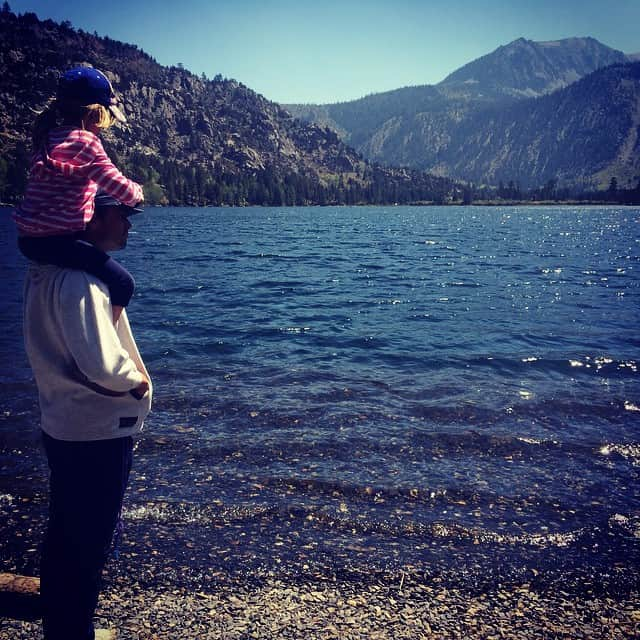 マシュー・セトルのインスタグラム：「#yosemite #family 🌁」