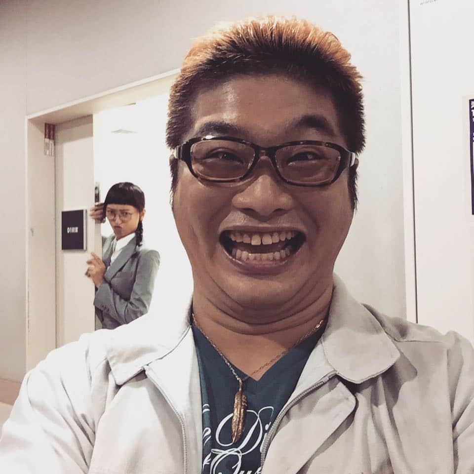 松尾諭のインスタグラム：「『デート〜恋とはどんなものかしら〜2015夏 秘湯』本日撮了。 また黒髪に戻ります。 …それにしても右肩が重い。」