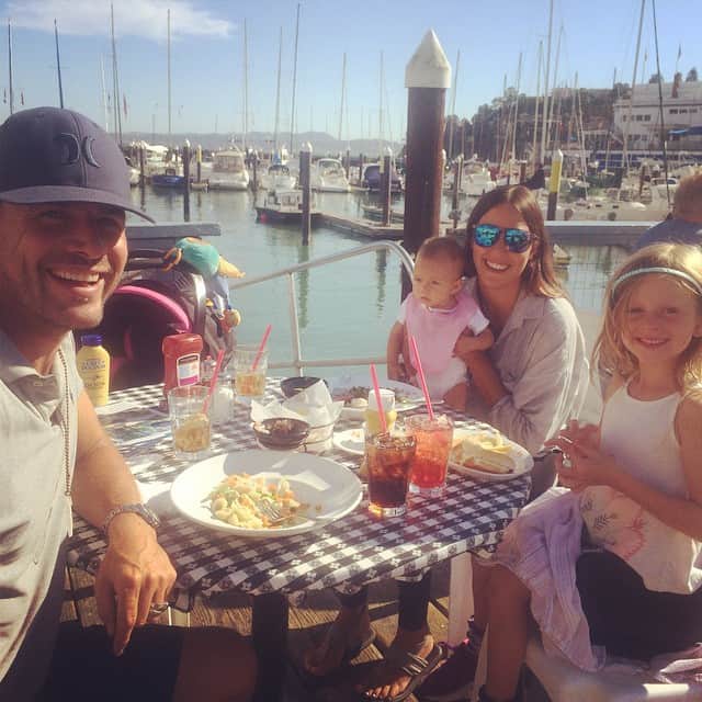 マシュー・セトルのインスタグラム：「Perfect afternoon! Thanks #samscafe #tiburon」