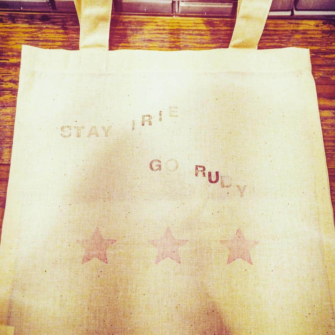 tae のインスタグラム：「10月のイベント。とっても楽しみ！ #irie #rudy #oreskaband #bag #muji #stamp」