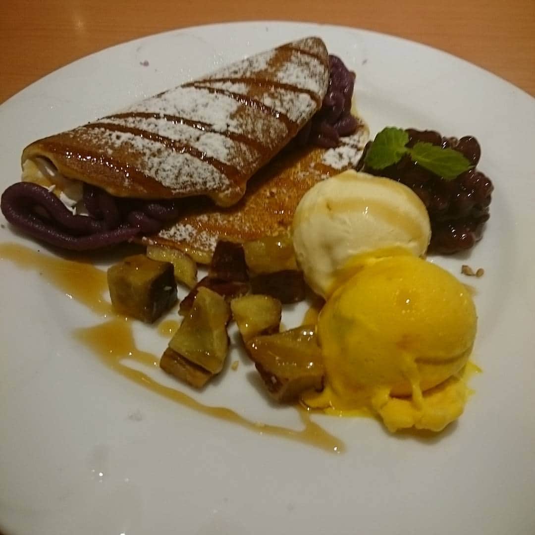 三宅大志さんのインスタグラム写真 - (三宅大志Instagram)「ここで、ダイエットしてる人の食後のデザートを見てみましょう。……ダイエットとは！？」9月17日 22時26分 - miyaketaisi