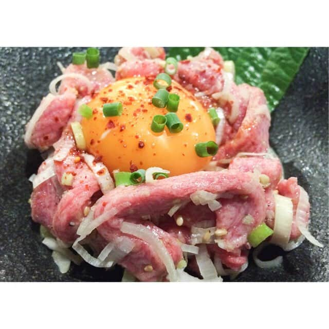 Washoku (和食) Japanese Foodのインスタグラム：「Beef tangueYukke. Yukke is raw meat with yolk source. Please try! Photo : Goo at Shibuya in Tokyo http://washokuculture.com #japan #japanesefood #japanesefood #washoku #weird #nofilter #yakiniku #yukke #shibuya #焼肉 #ビーフ #和食 #A5ランク #焼肉ぐう」