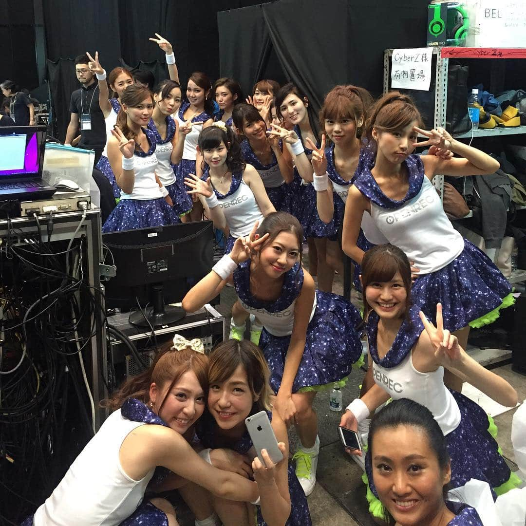 小山ひかるさんのインスタグラム写真 - (小山ひかるInstagram)「OPENREC コンパニオン集合〜♡♡ #TGS2015 #OPENREC #コンパニオン #幕張メッセ #東京ゲームショー #一般day #小山ひかる」9月19日 21時33分 - hiiikaaaruuu