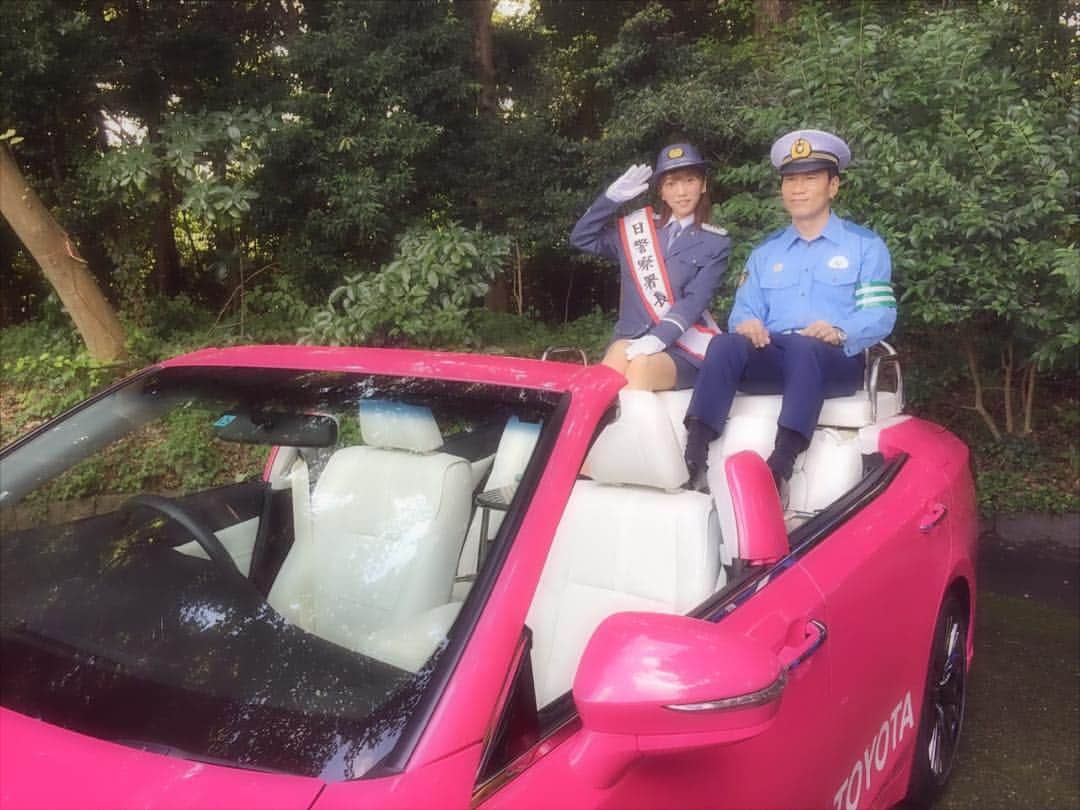 高城亜樹さんのインスタグラム写真 - (高城亜樹Instagram)「1日警察署長ありがとうございました😊 交通ルールを守って 素敵なシルバーウィークを過ごしましょう！！ #1日警察署長 #表参道 #原宿 #交通安全」9月19日 18時31分 - akiii_takajo