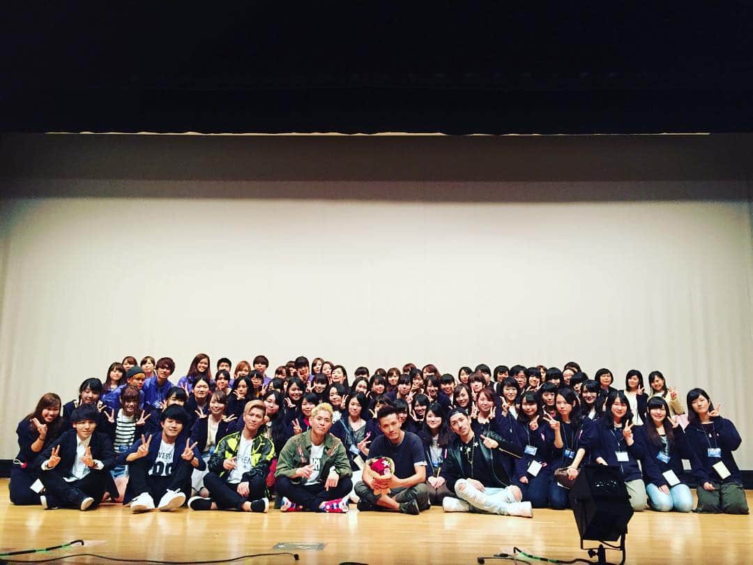 RYOさんのインスタグラム写真 - (RYOInstagram)「共立女子大学のみなさんと！ ありがとうございました！ #共立女子大学 #共立女子短期大学 #学園祭 #deep #taka #yuichiro #keisei #ryo #ldh」10月18日 20時46分 - deep_ryo