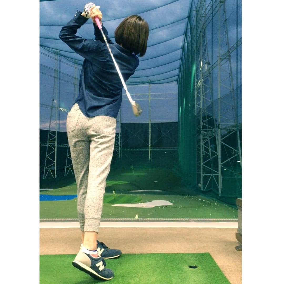 西村紗也香さんのインスタグラム写真 - (西村紗也香Instagram)「コツをつかんできた🙆🏻🎵🌟‼️ #ゴルフ初心者 #ゴルフ練習 #ゴルフ女子 #golf #instagood #instalike」10月17日 18時09分 - _sayakanishimura_