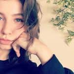 ケイトリン・ネイコン Instagram
