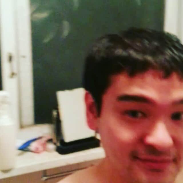みちお（トム・ブラウン）のインスタグラム：「同居人です。一応芸人と言い張る 高月君」
