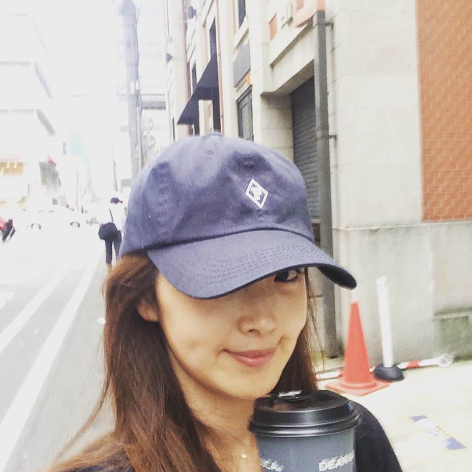 笛木優子のインスタグラム：「今から撮影所に向かいます！ 京都です。  あ、、、雨が、、😣」