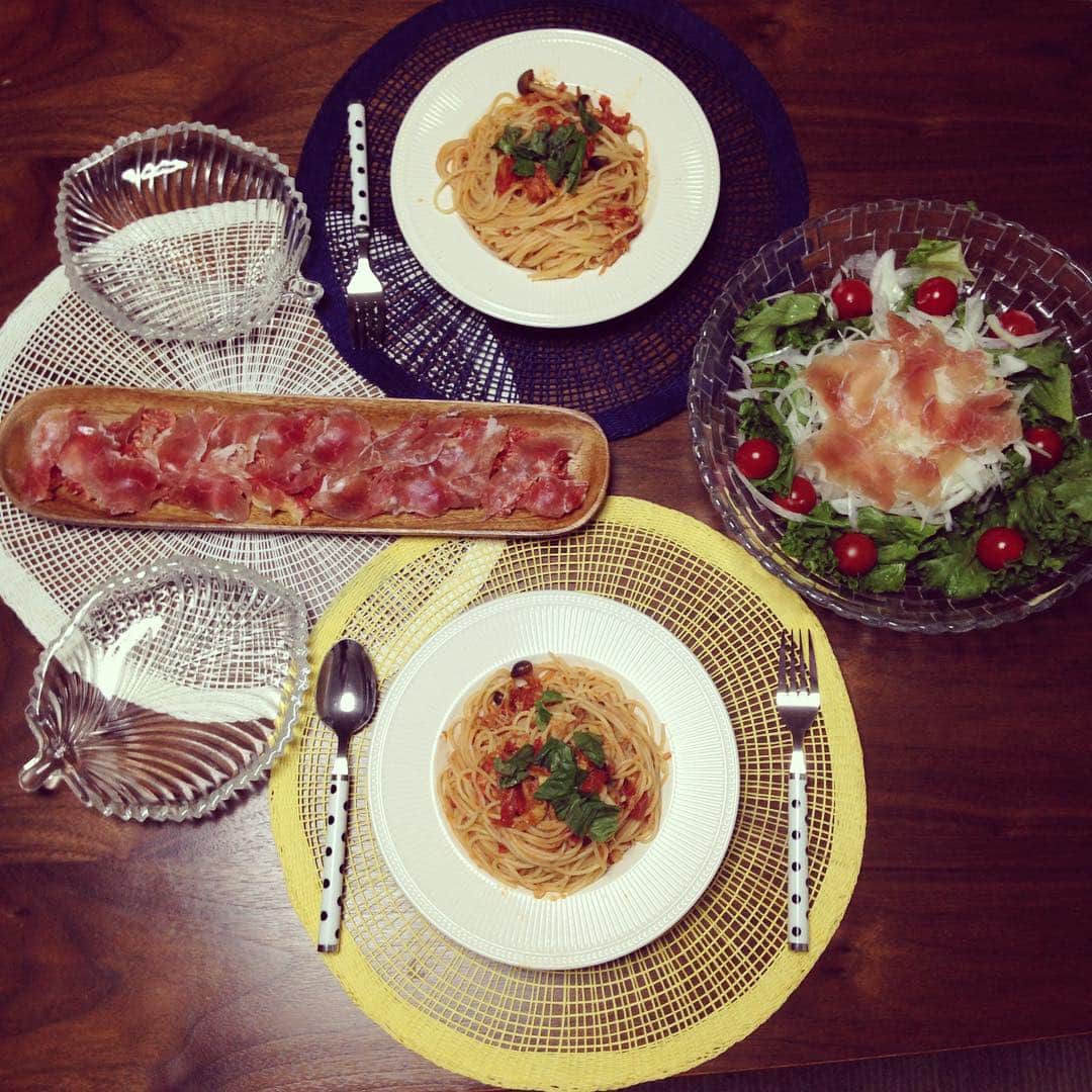 Kozue Kawabeのインスタグラム