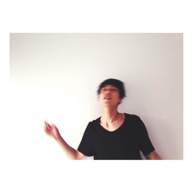 のインスタグラム：「PhotoBookの撮影もひと段落して、10月。 もうすぐコウノドリ、そして俺物語、よろしくお願い。」
