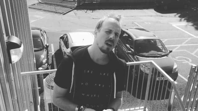 のインスタグラム：「Sandwich tutorial (Swedish Style) by @elevenbstudios  #DWB #songwritingcamp #lunch」